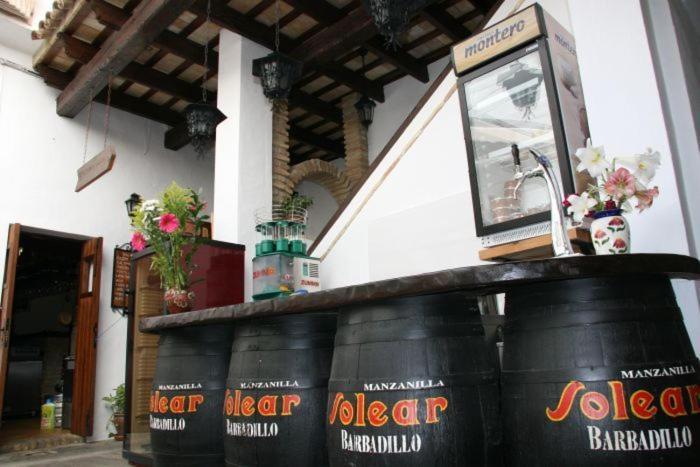 Hostal Torre De Guzman โกนิล เด ลาฟรอนเตรา ภายนอก รูปภาพ